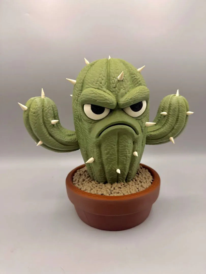 Grumpy Kaktus sculpture, front view