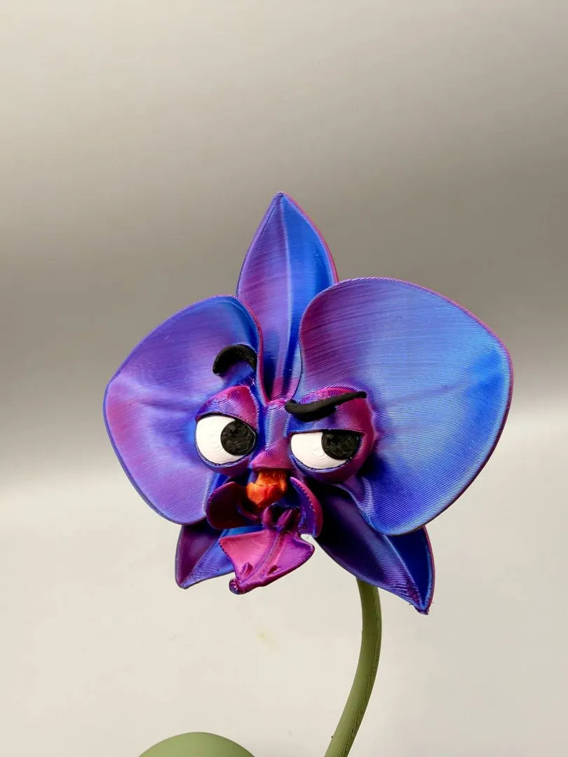 Grumpy Orchid sculpture, close detail