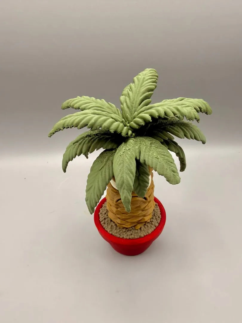 Grumpy Palm sculpture, top-down view