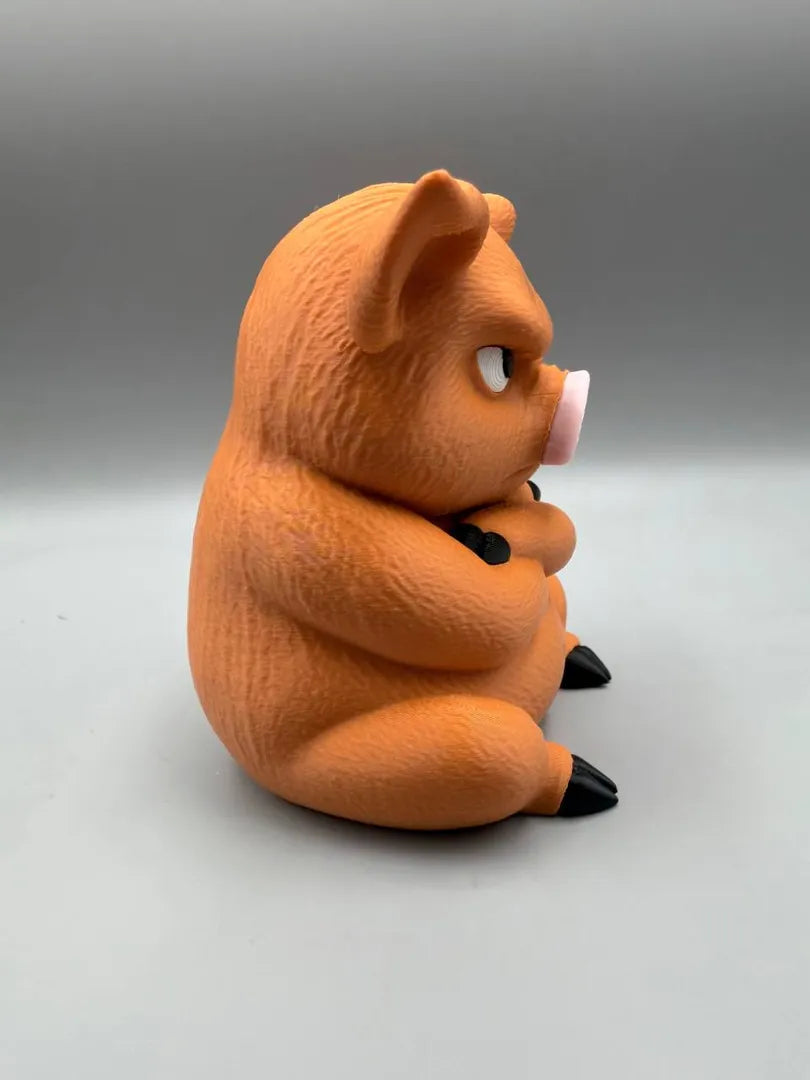 Grumpy Pig sculpture, side view