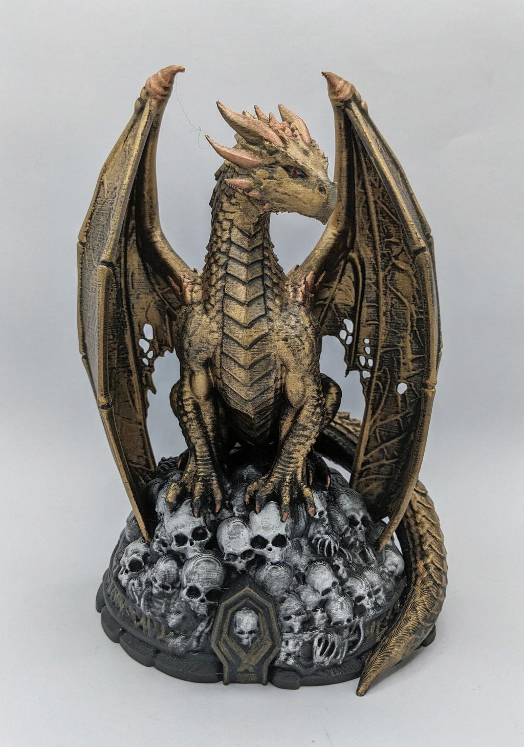 Necro Dragon – Skull Throne, front view