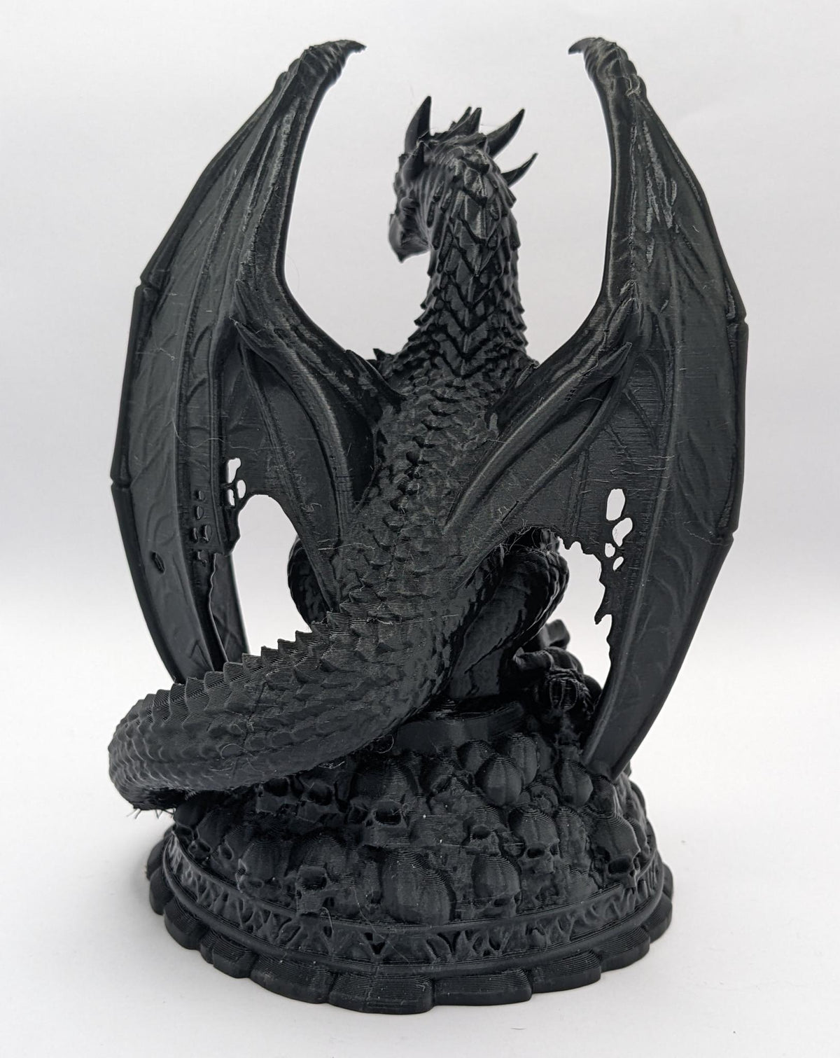 Necro Dragon – Skull Throne