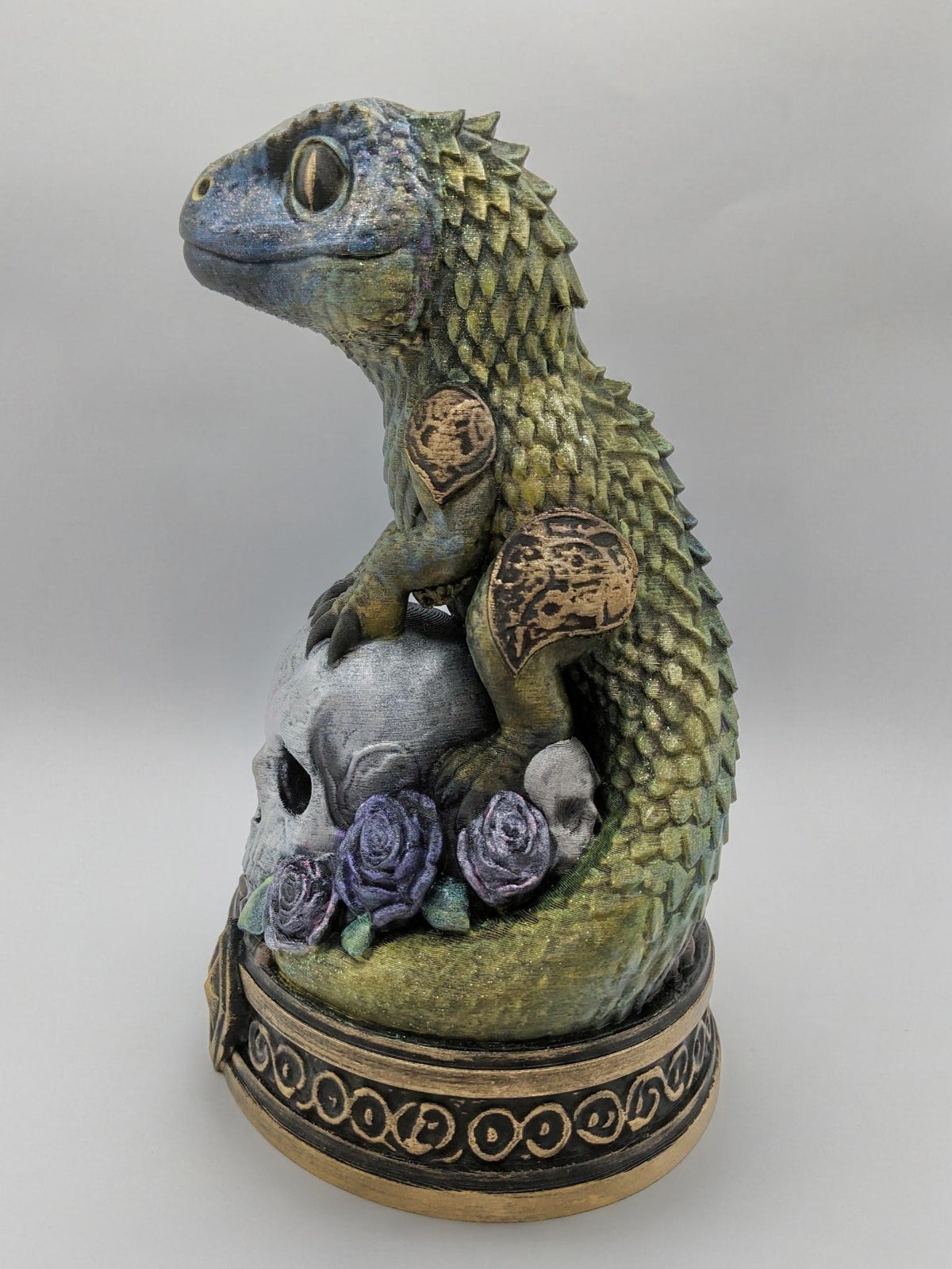 Necro Gecko Skull Bloom Relic, hand-finished by Tonya Taylor, left view