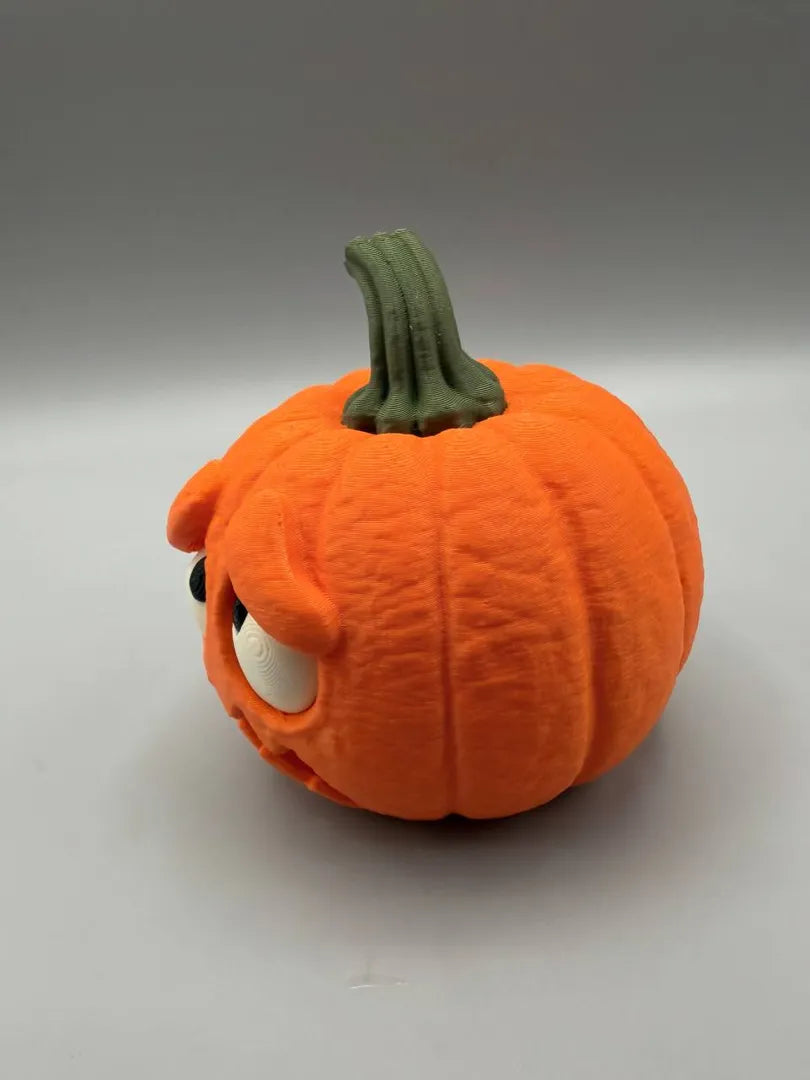 Scared Pumpkin sculpture, three-quarter view