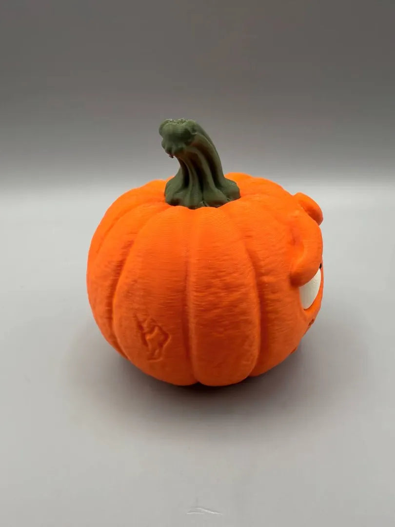 Scared Pumpkin sculpture, side view