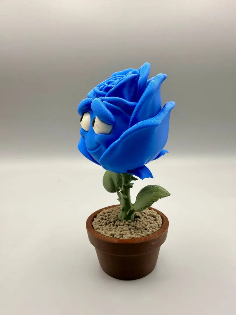 Smiling Rose sculpture, three-quarter view
