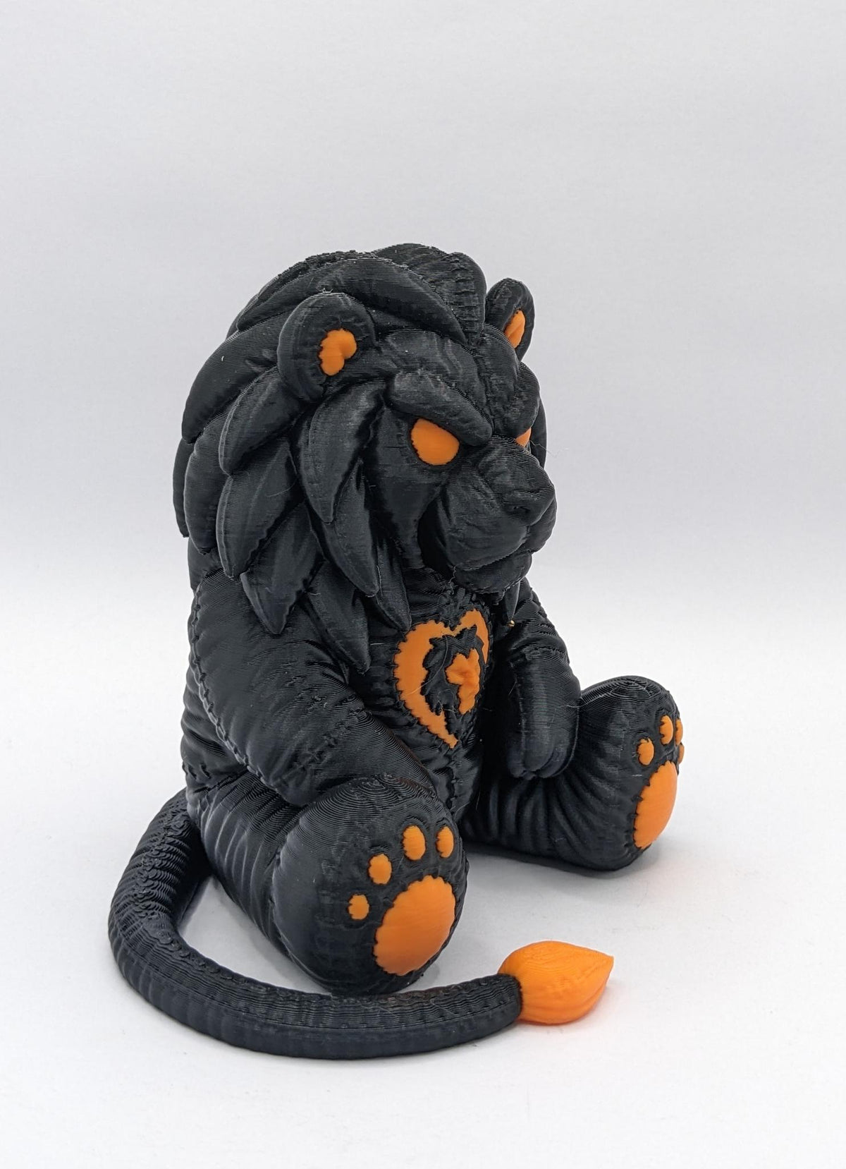 Stitchborn Lion – Dark Plush King