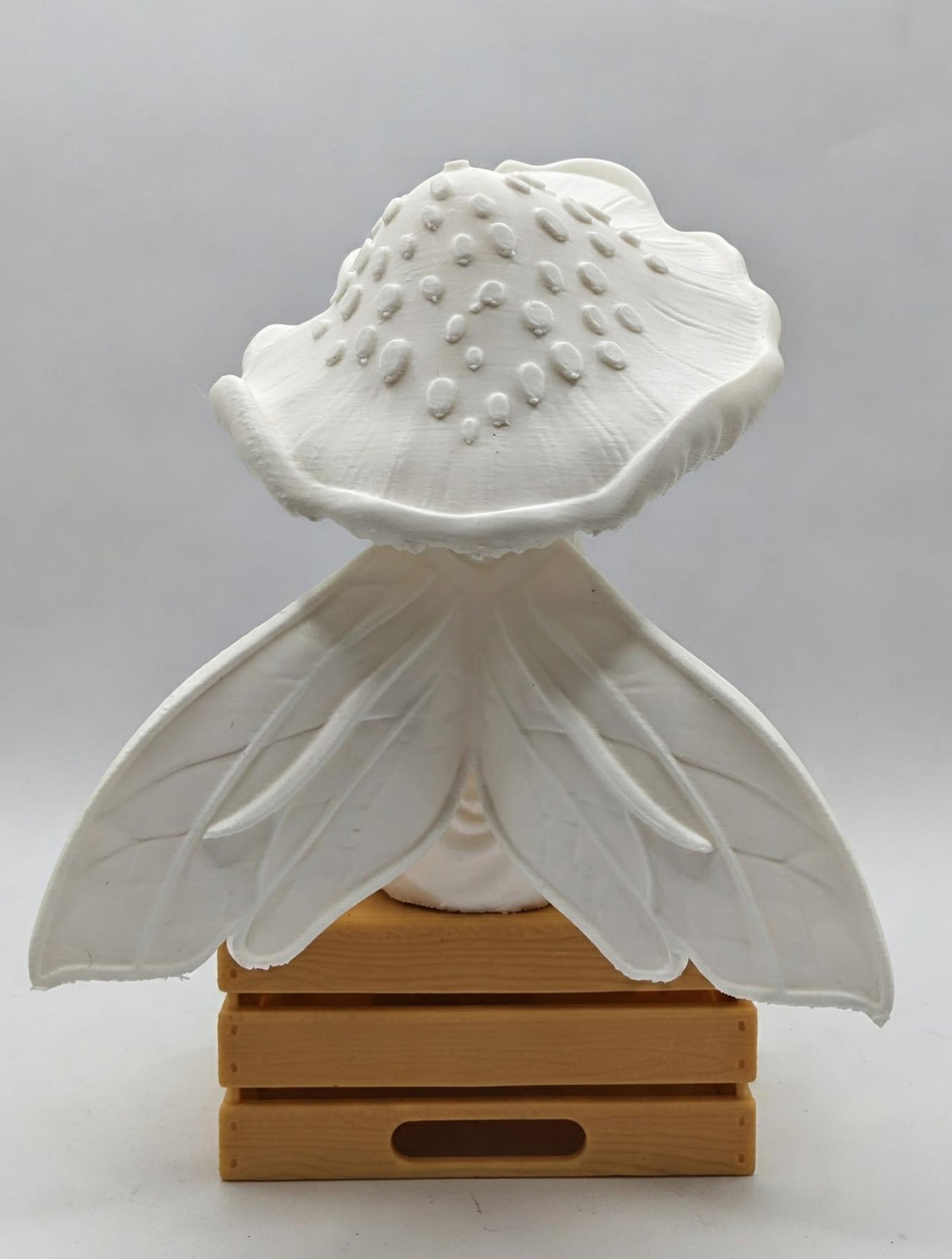 Tiny Fairy – Mushroom, back view