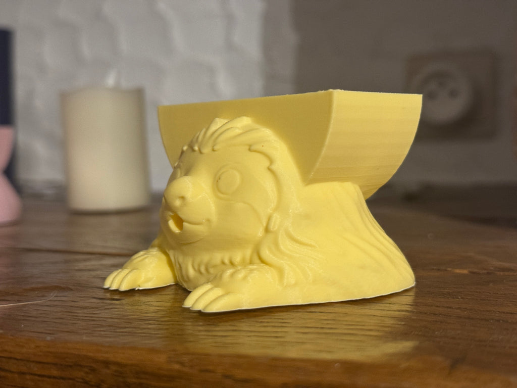 Luna the Sloth Sponge Holder
